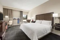 Hampton Inn Lawrence - Pool