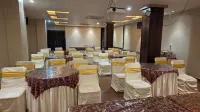 Hotel Gulmohar Grand