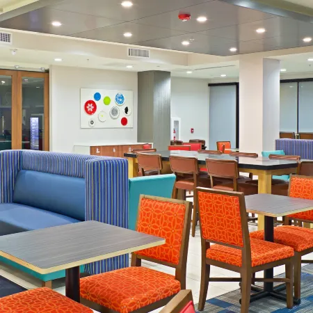 Holiday Inn Express & Suites PHOENIX NORTH - SCOTTSDALE by IHG