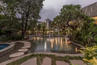 Holiday Inn CIKARANG JABABEKA by IHG - Rooftop Pools