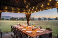 Luxury Estate with Mountain View and Privacy