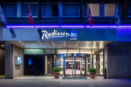 Radisson Blu Hotel, Basel Отели рядом с достопримечательностью «Музей кукол и игрушек»