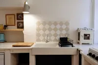 2 gites in a winegrowing estate, near the Thau lagoon Hotels in Meze