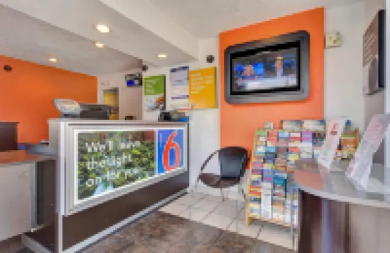 Motel 6 Santa Rosa - South