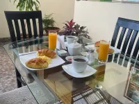 卡爾迪納爾旅館 伊基托斯酒店