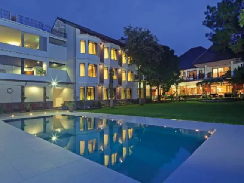 Sandalwood Boutique Hotel Lembang 치마히 폭포 주변 호텔