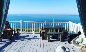 Seaview,Sleeps 4to6,Pet Friendly, Parking