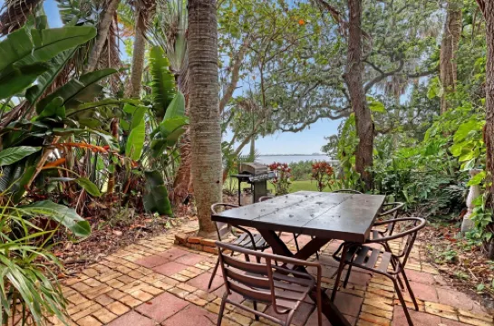 Melbourne Waterfront 2 Bed 1 Bath - Incredible View