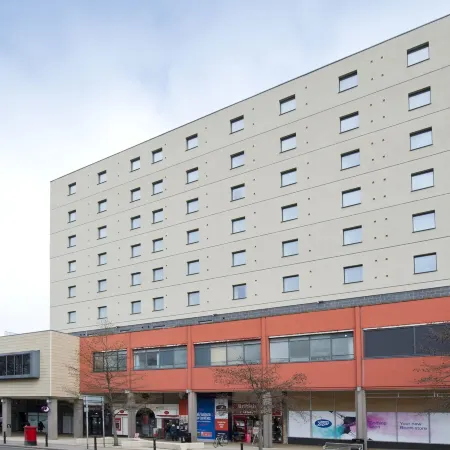 Premier Inn Leeds Headingley Отели рядом с достопримечательностью «Стадион «Хедингли»»