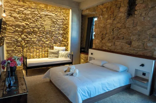 The Saints Inn - Bed and Breakfasts