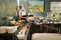 Summit Hotel at Big Sky Resort - breakfast