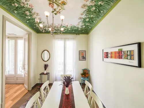Belvilla by OYO Rambla Paris Apartment