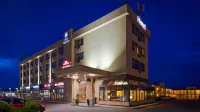 Best Western Voyageur Place Hotel Hotels in Aurora