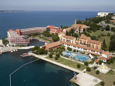Hotel Vile Park Hotels near Caffe Neptun