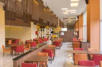 Holiday Inn Express JAKARTA PLUIT CITYGATE by IHG - 朝食