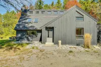 Stratton Shuttle Access! Vermont Mountain Hideaway - 3-Star