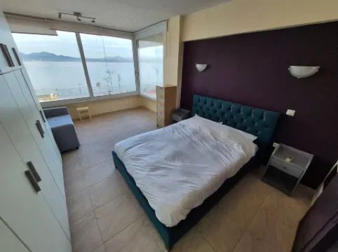 Atlas on the water - Loutraki