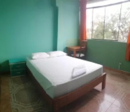 Plaza Jungle Hostel Hotels in Tambopata