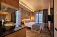 Trend Suites Cycle - Condos