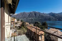 Lovely Apartment Overlooking Lake by RentAllComo - Wifi