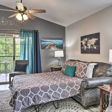 Family Resort Condo w/ Perks in Branson!