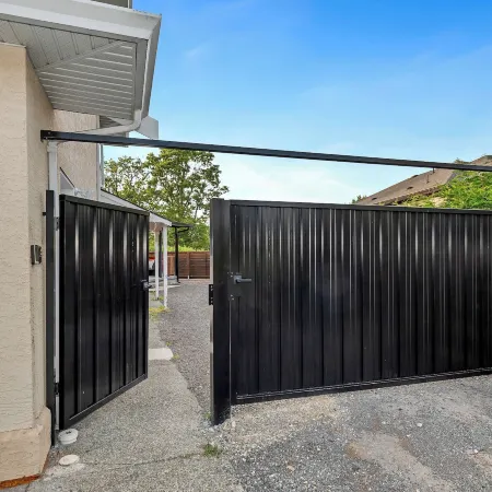 Knockan Hill Rentals - Ground Floor Suite