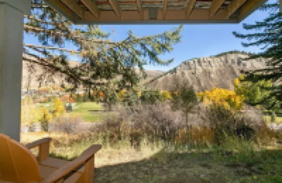 Four-Bedroom Apartment