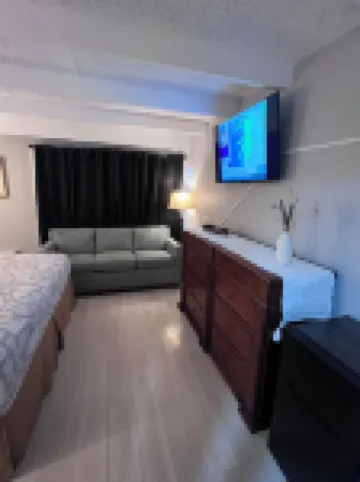 Regency Inn Hotels in Perry