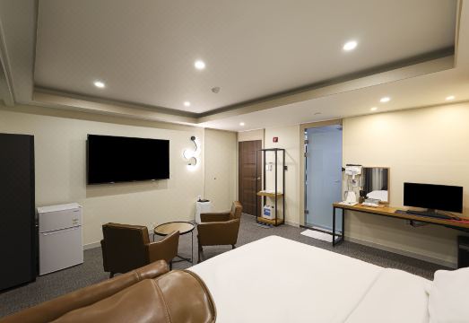 호텔야자 제천역점