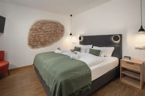 Dreamcation Altstadthotel - Mikro Apartments Mit Küche & Self Check-IN - Condos