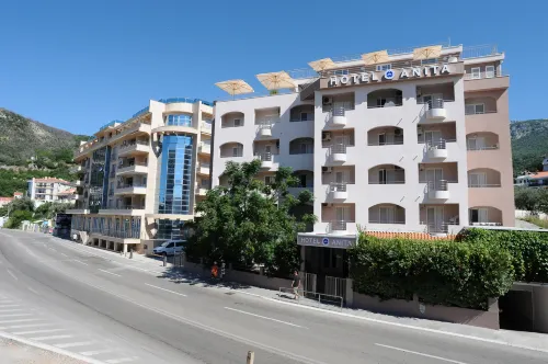 Hotel Anita