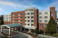 Courtyard Greensboro Airport - Barer
