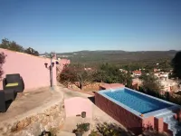 Bela Vista House - Quinta Amoreira Hotels in Benafim