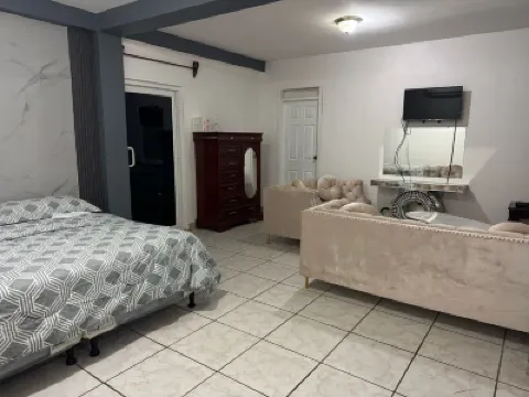 Agua de Leon فنادق في 