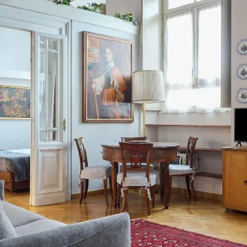 米蘭大教堂Milan Retreats美容水療套房 鄰近米蘭大教堂的酒店