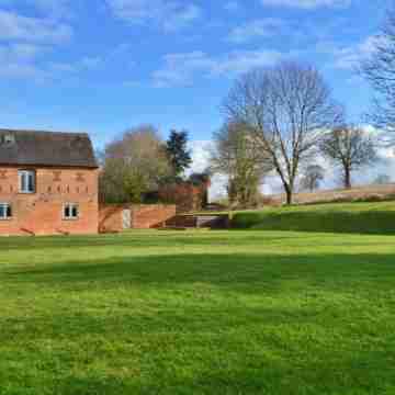 4 Bedroom Cottage in Ashbourne Hotel Exterior
