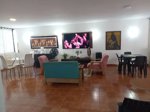 Linda Casa Vacacional Andy-Santiago de Cali - Bãi đậu xe