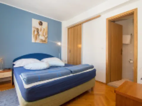 Apartments Matko Hotels in Podgora