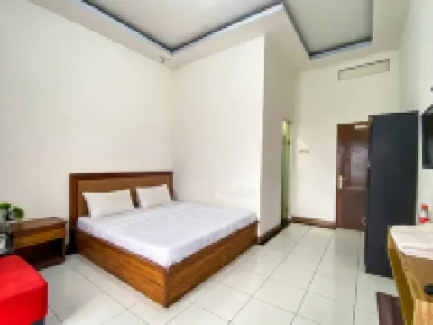 Hotel Tirta Jadi at Karangkobar Banjarnegara Mitra RedDoorz Hotels in Banjarnegara