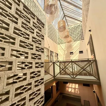 NOMADIK HOSTEL