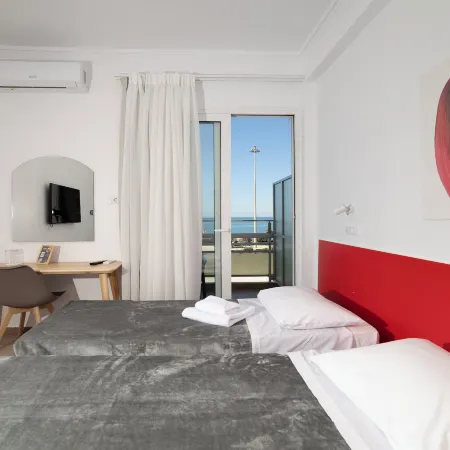 Delfini Hotel