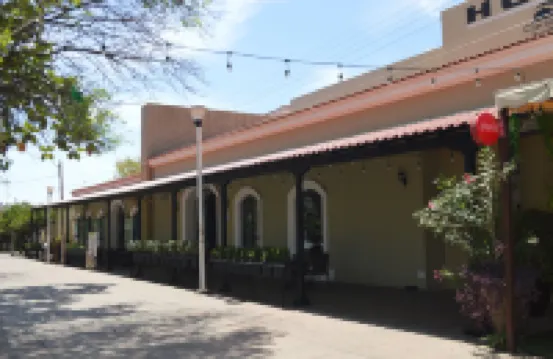 Concierge Plaza la Villa Hotel di 