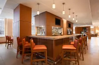 Hyatt Place Minneapolis Downtown - bar