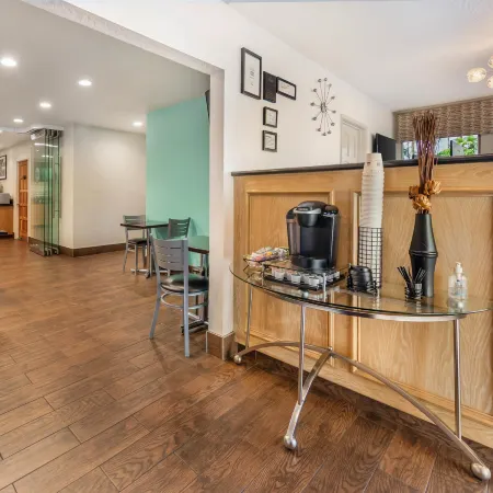 Best Western Pine Tree Motel