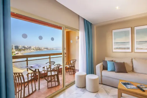 Sunset Beach Club Hotel Apartments - parking