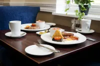 Basingstoke Hotel - breakfast
