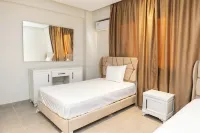 Lurette Hotel