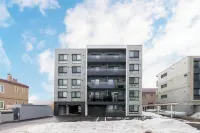บลู ฟอเรสต์ 203 โรงแรมใน