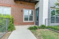 Boulevard Stays - McKinney