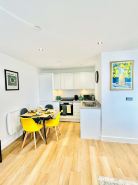 Free Parking Old Trafford Flat By City SuperHost